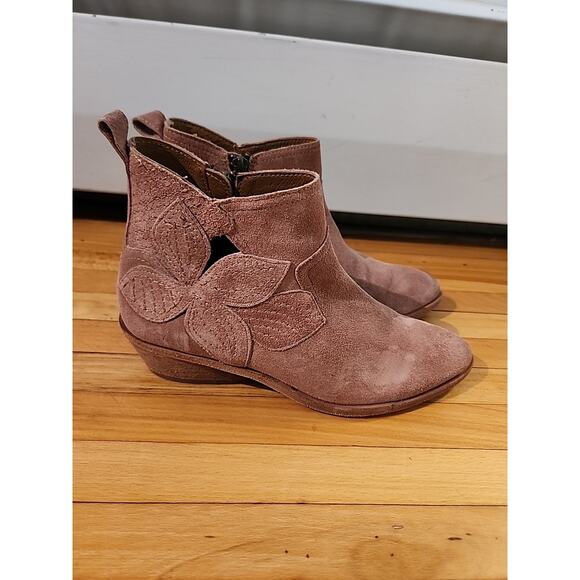 Pink Floral Western Boots for Women for sale | eBay FRYE Farrah Light Rose Pink Western Bootie Floral Leather Boots Boho US 7